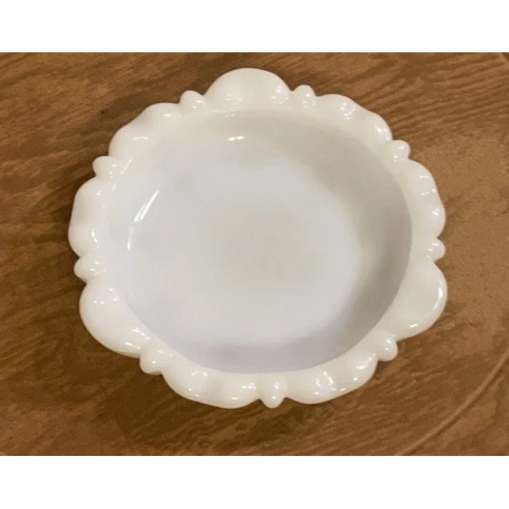 Anchor Hocking Milk Glass Thumbprint Bon Bon Dish Ruffled Candy Bowl Vintage